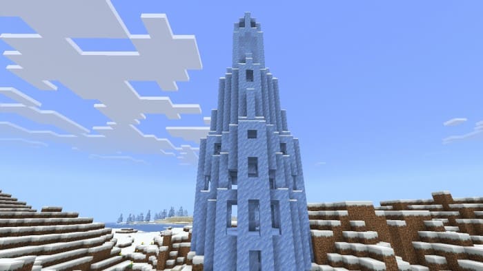 Огромная ледяная башня